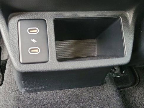 Used 2024 Kia Seltos S FWD image 16