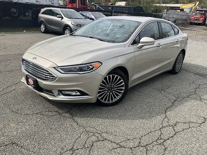 Used 2017 Ford Fusion SE w/ Fusion SE Technology Package