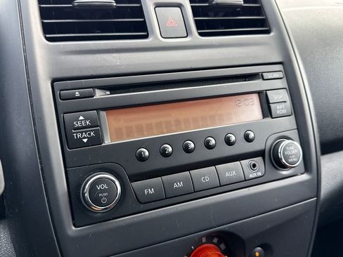 Used 2016 Nissan Versa S Plus image 18