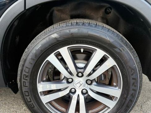Used 2018 Honda Pilot EX image 13