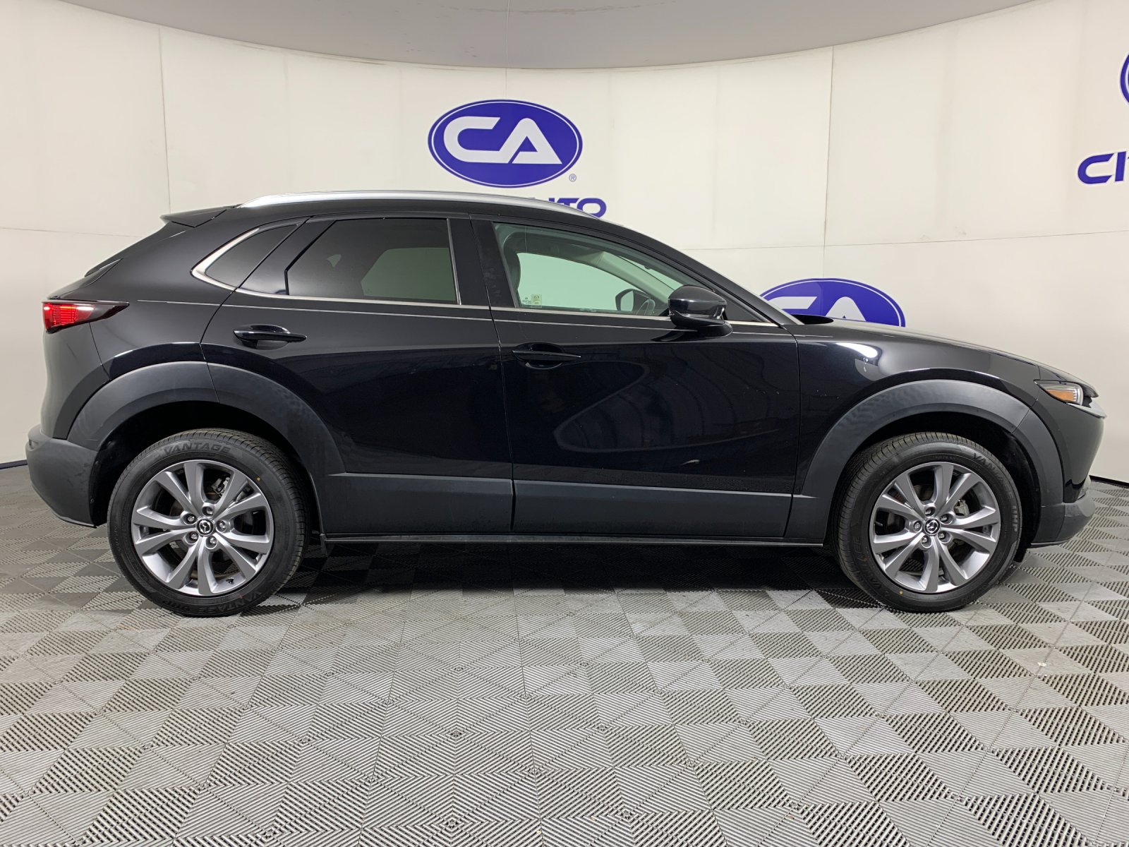 Used 2022 MAZDA CX-30 AWD 2.5 S w/ Premium Package image 2