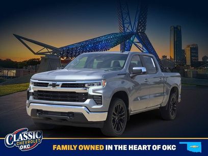 New 2026 Chevrolet Silverado 1500 LT w/ LPO, Dark Essentials Package