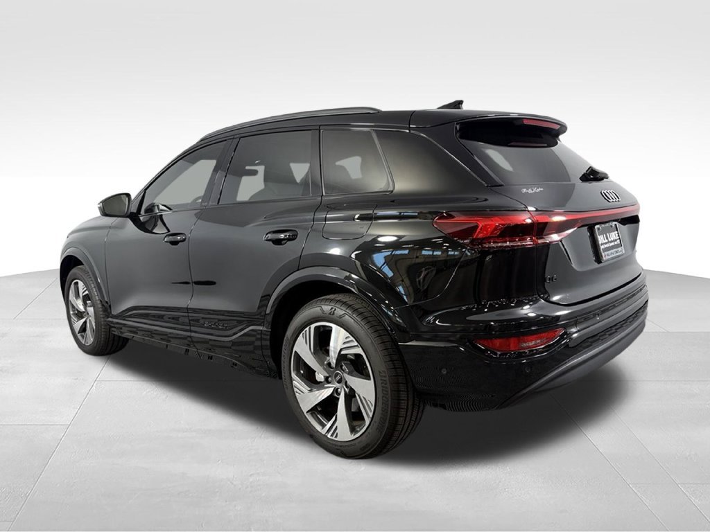Used 2025 Audi Q6 e-tron Premium Plus w/ Premium Plus AWD/4WD image 8