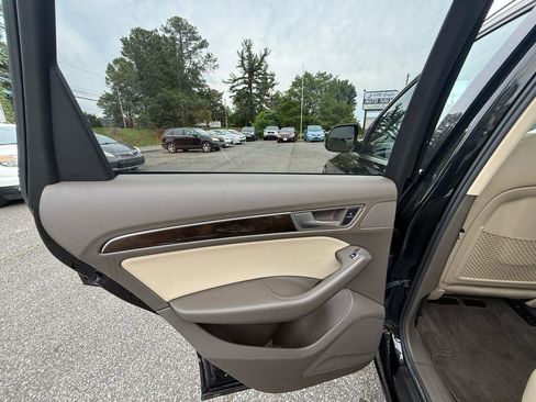 Used 2014 Audi Q5 2.0T Premium AWD/4WD image 15