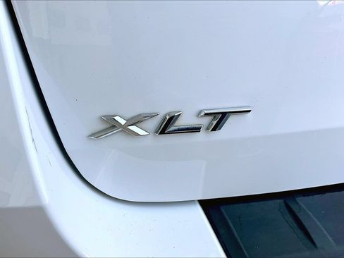 Used 2021 Ford Explorer XLT RWD image 24