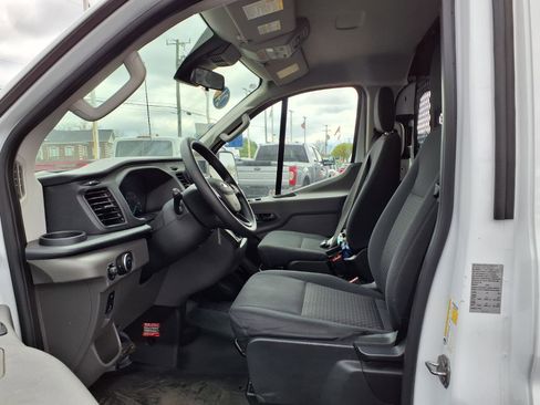 Used 2024 Ford Transit 250 Low Roof w/ Exterior Upgrade Package RWD image 13