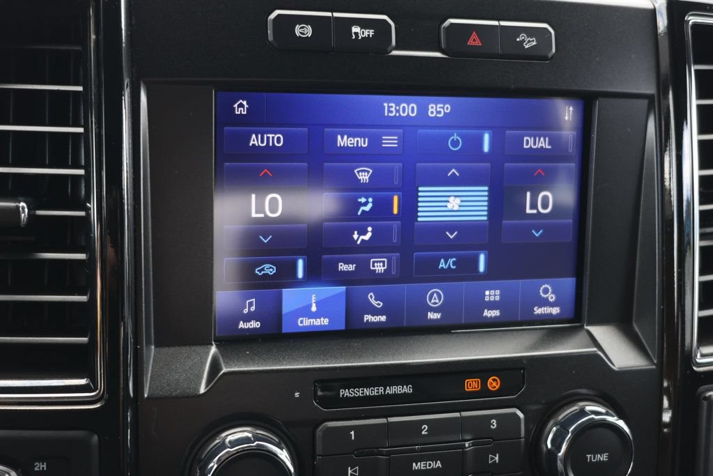 Used 2021 Ford F250 Lariat w/ Lariat Ultimate Package AWD/4WD image 18