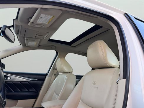 Used 2014 INFINITI Q50 Premium w/ Navigation Package image 15
