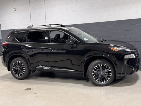 New 2026 Nissan Rogue Platinum w/ Platinum Premium Package image 6