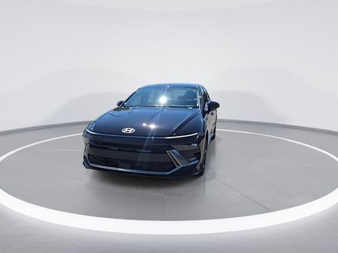 New 2026 Hyundai Sonata SEL FWD image 3