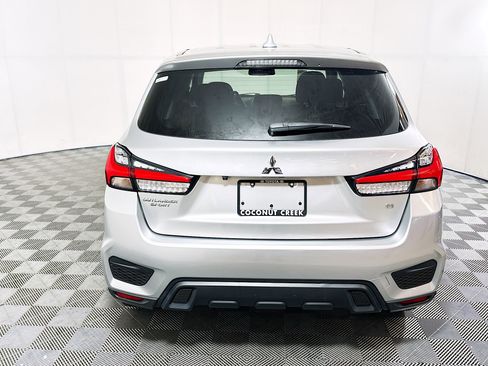 Used 2021 Mitsubishi Outlander Sport SE AWD/4WD image 4