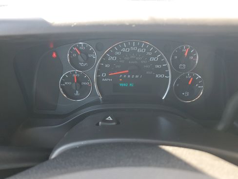 Used 2025 Chevrolet Express 2500 Work Van w/ Driver Convenience Package image 30