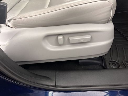 Certified 2018 Honda Ridgeline RTL-T image 9