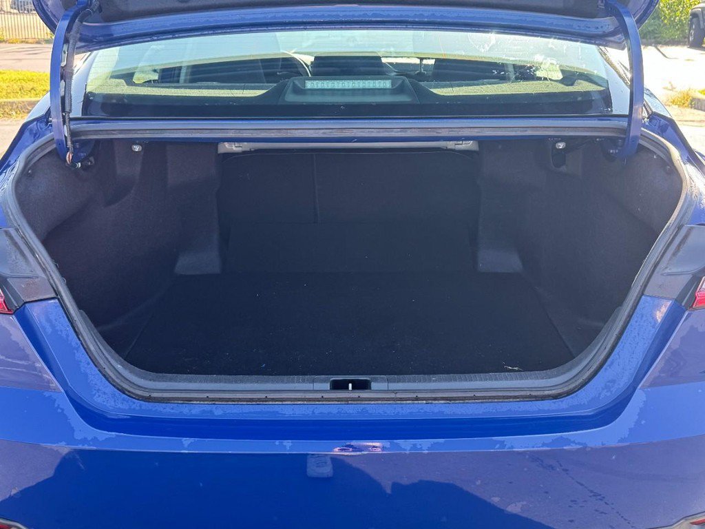 Certified 2025 Toyota Camry LE FWD image 7