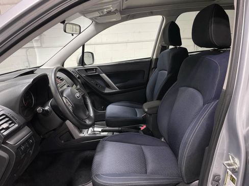 Used 2015 Subaru Forester 2.5i Premium w/ All-Weather Package AWD/4WD image 9