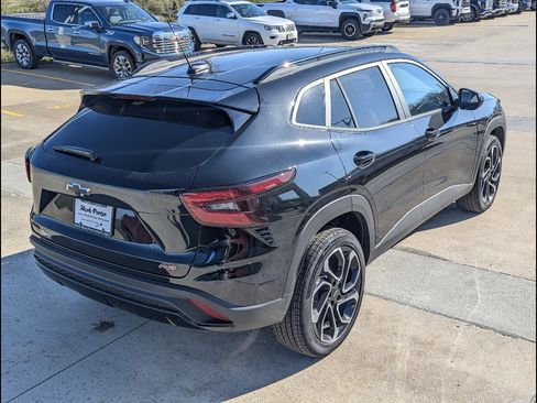 New 2026 Chevrolet Trax RS image 7