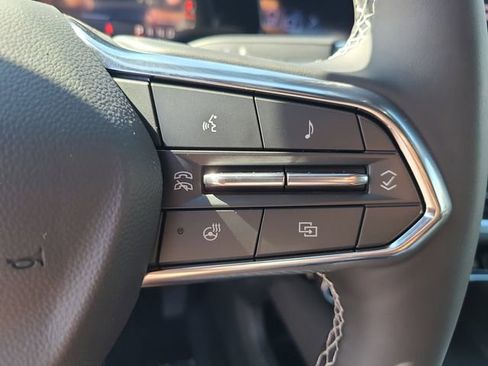 New 2026 Chevrolet Equinox EV LT w/ LPO, Blackout Package FWD image 29