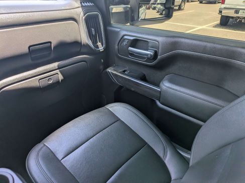 Used 2023 Chevrolet Silverado 2500 LTZ AWD/4WD image 16