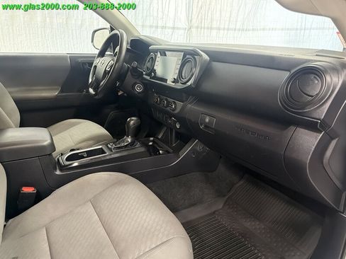 Used 2021 Toyota Tacoma SR RWD image 5