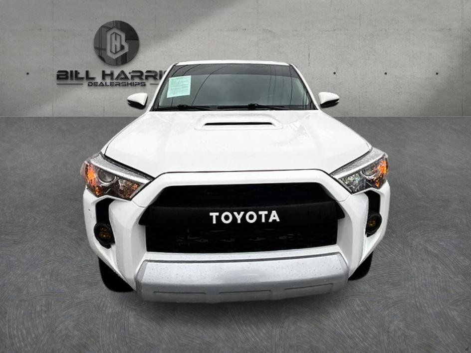 Used 2016 Toyota 4Runner Trail Premium AWD/4WD image 2