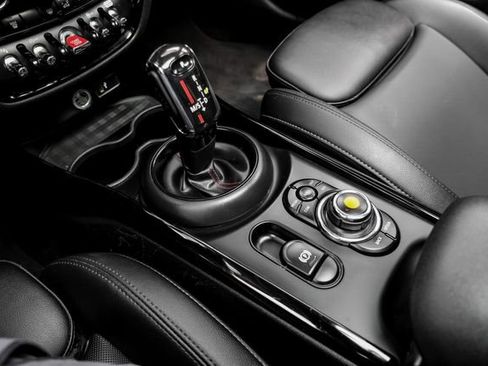 Used 2021 MINI Cooper Clubman S w/ Driver Assistance Package image 26