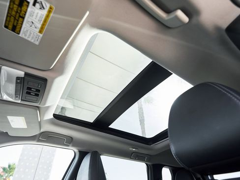 Used 2024 Mitsubishi Outlander Ralliart image 29