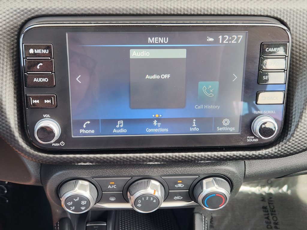 Used 2024 Nissan Kicks SV FWD image 7