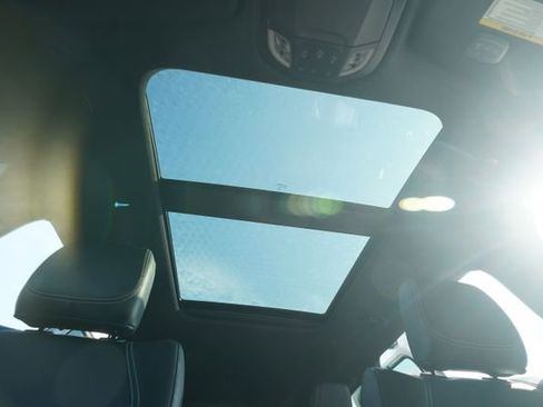 New 2026 Chrysler Pacifica Select image 11