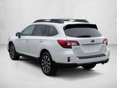 Used 2015 Subaru Outback 3.6R Limited image 9