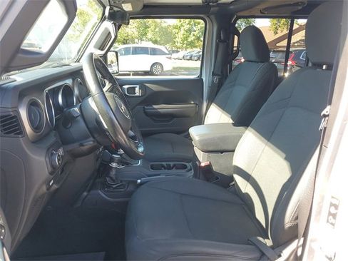 Used 2020 Jeep Gladiator Sport w/ Quick Order Package 24S image 15