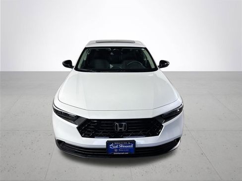 New 2025 Honda Accord SE image 3