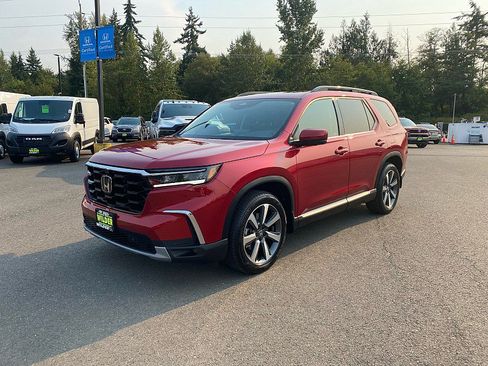 Certified 2025 Honda Pilot Elite image 1