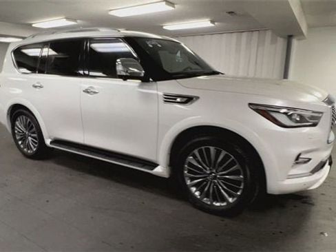 Used 2021 INFINITI QX80 Sensory w/ Cargo Package image 2