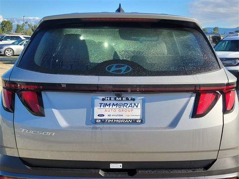 New 2026 Hyundai Tucson SE image 19