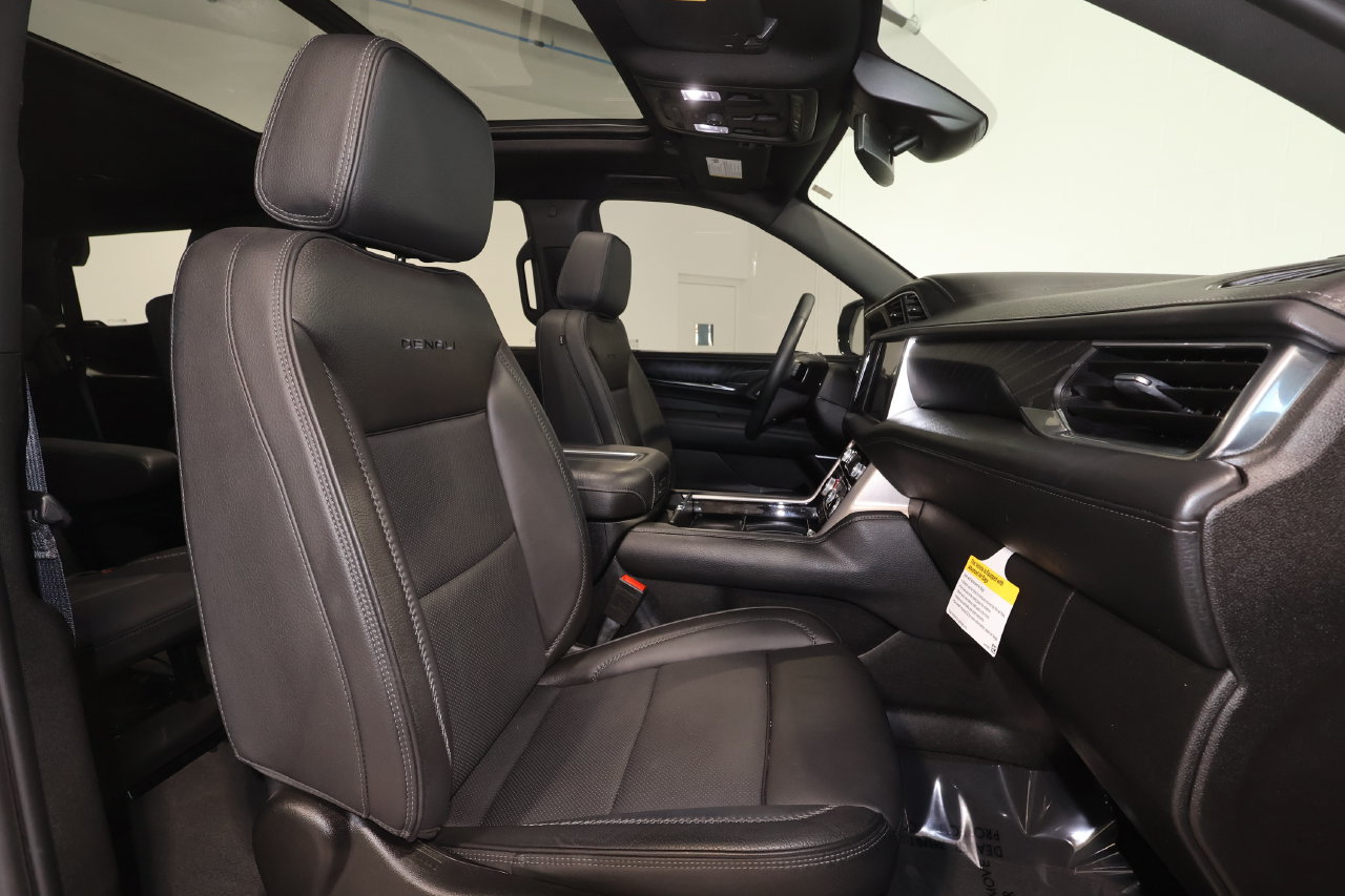 Used 2024 GMC Yukon Denali AWD/4WD image 29