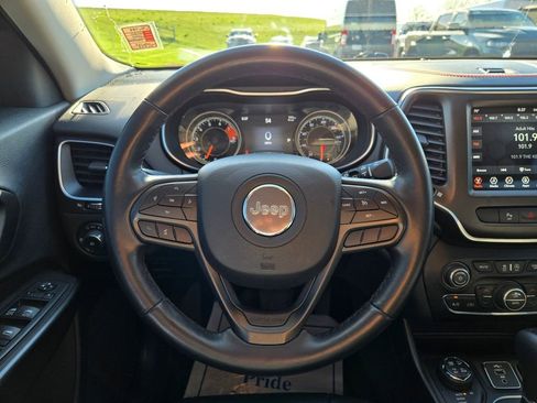 Used 2020 Jeep Cherokee Trailhawk w/ Cold Weather Group image 20