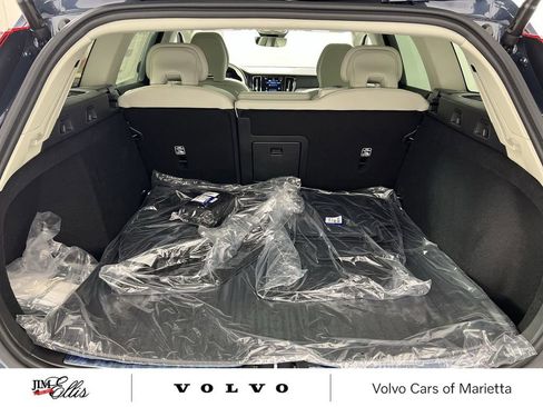 New 2026 Volvo V60 B5 Cross Country Plus w/ Protection Package Premier image 21