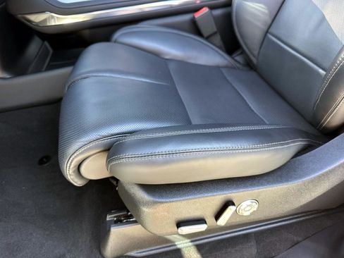 Used 2025 Lincoln Navigator Reserve w/ Jet Appearance Package image 21