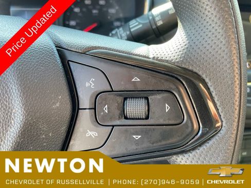 Used 2023 Chevrolet TrailBlazer LT FWD image 15