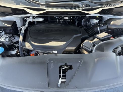 Certified 2024 Honda Odyssey Sport image 36