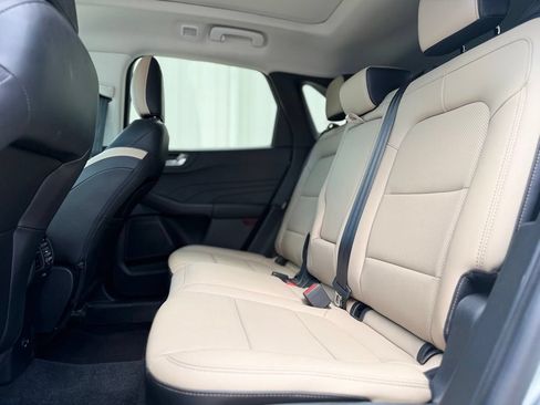Used 2021 Ford Escape SEL w/ Technology Package FWD image 21