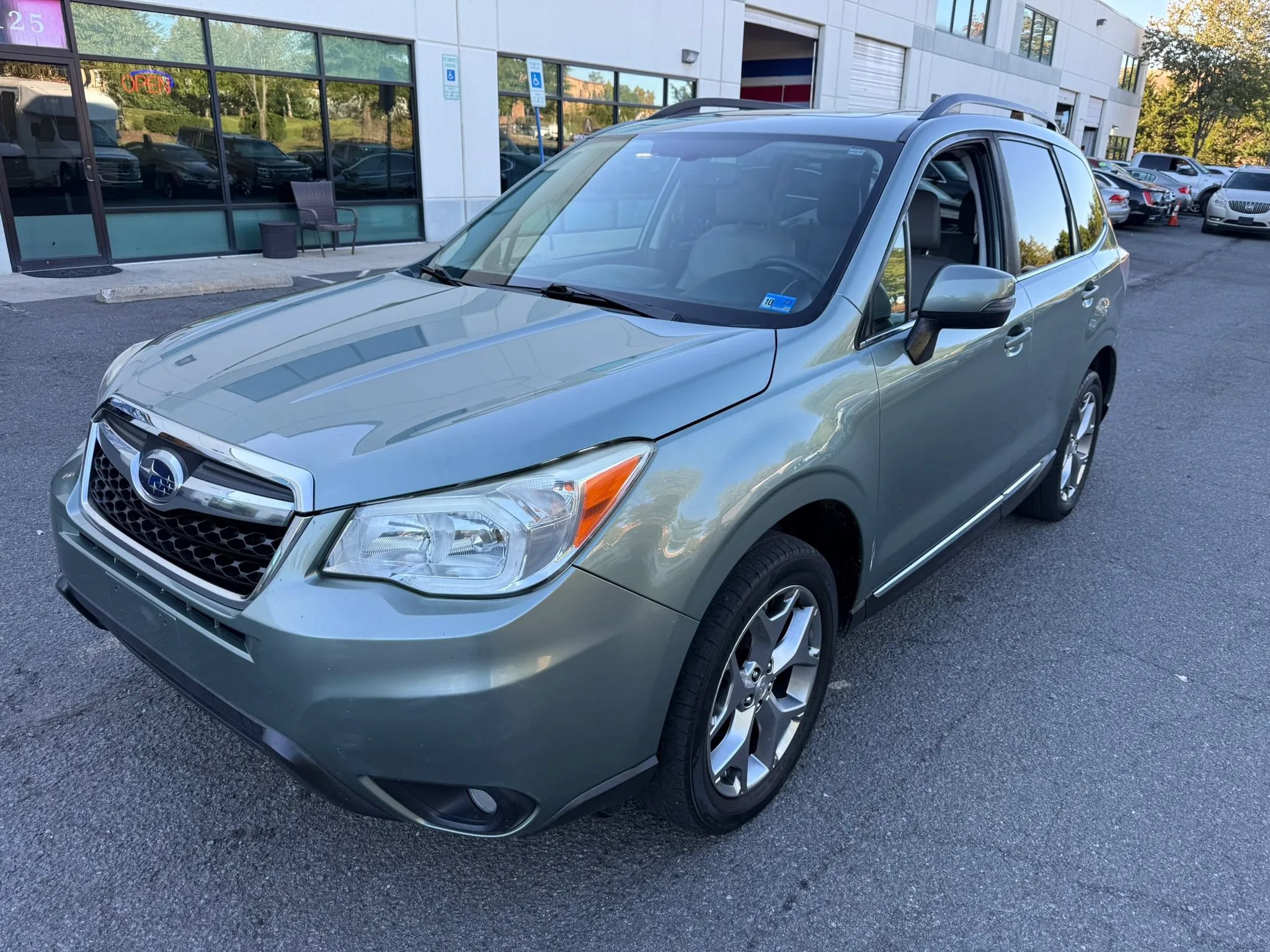 Used 2016 Subaru Forester 2.5i Touring w/ Popular Package #2 AWD/4WD image 11