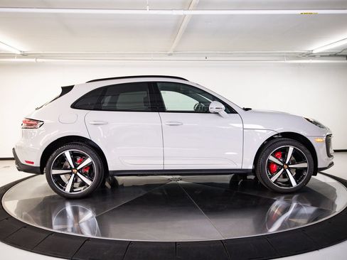 New 2026 Porsche Macan S AWD/4WD image 8