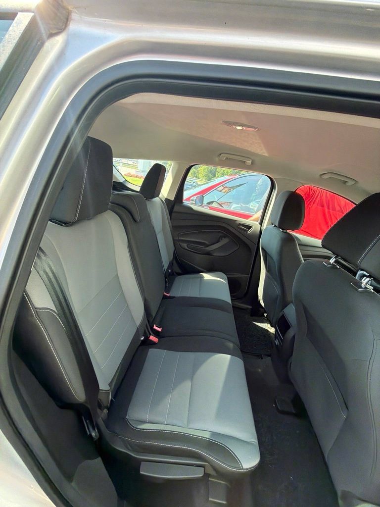 Used 2017 Ford Escape S FWD image 6