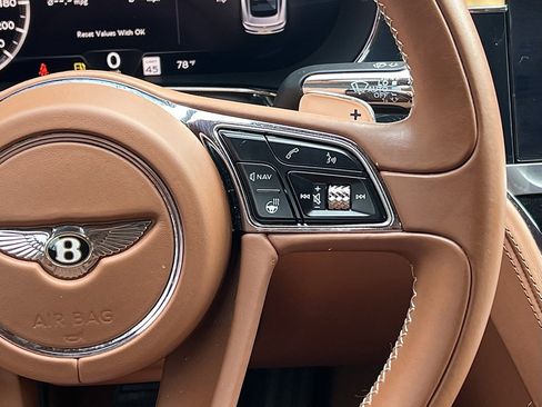 Used 2020 Bentley Continental GT image 39