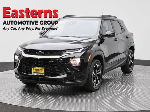 Used 2023 Chevrolet TrailBlazer RS w/ Convenience Package AWD/4WD image 1