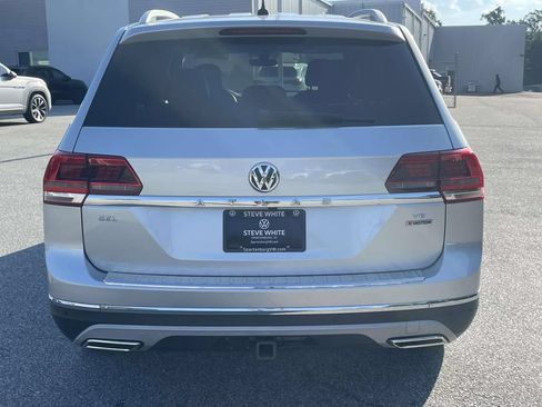 Certified 2026 Volkswagen Atlas SE FWD image 8
