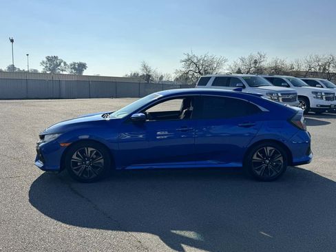 Used 2018 Honda Civic EX image 7