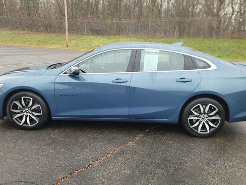 Used 2025 Chevrolet Malibu RS w/ LPO, Floor Liner Package image 7