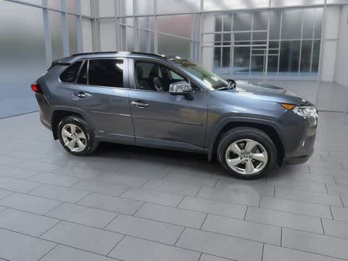 Used 2019 Toyota RAV4 Limited w/ Carpet Mat Package AWD/4WD image 7
